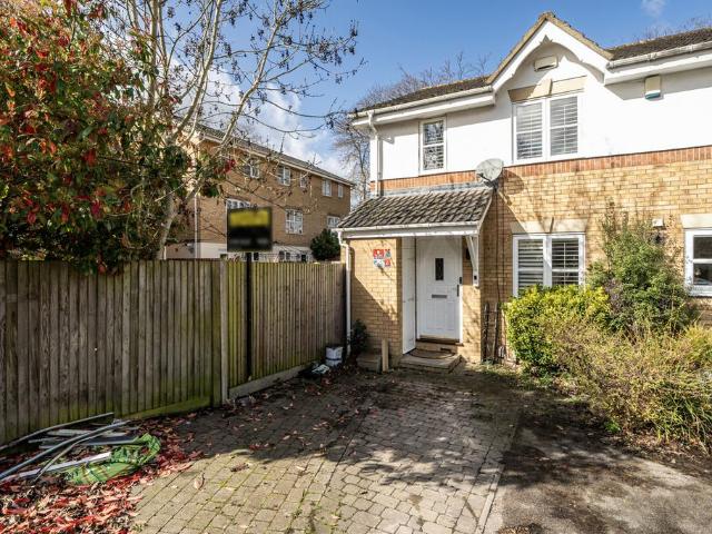 House for sale in London Borough of Bromley, Greater London