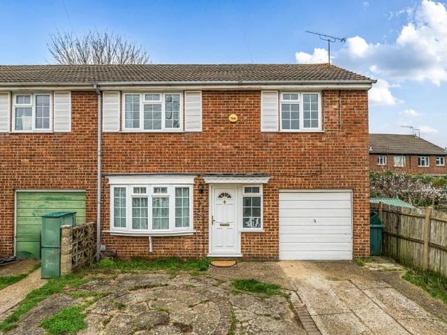 House for sale in Green Street Green, Greater London
