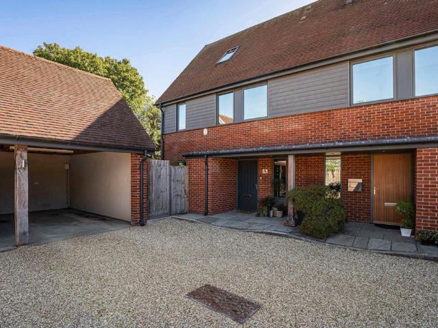House for sale in King's Walden, Hertfordshire