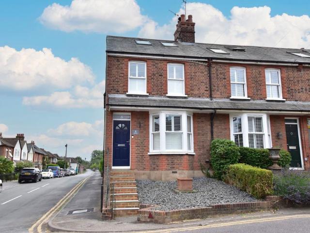 House for sale in Pouchen End, Hertfordshire