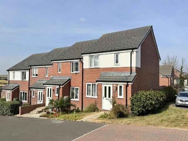 House for sale in Colan, Cornwall