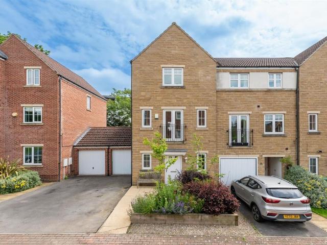 House for sale in Otley, West Yorkshire