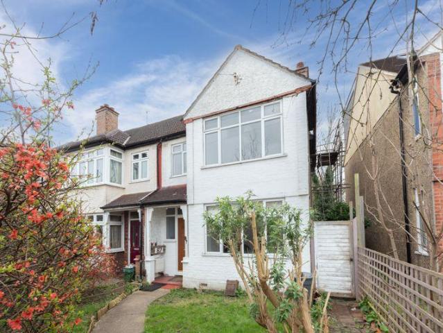 House for sale in London Borough of Bromley, Greater London