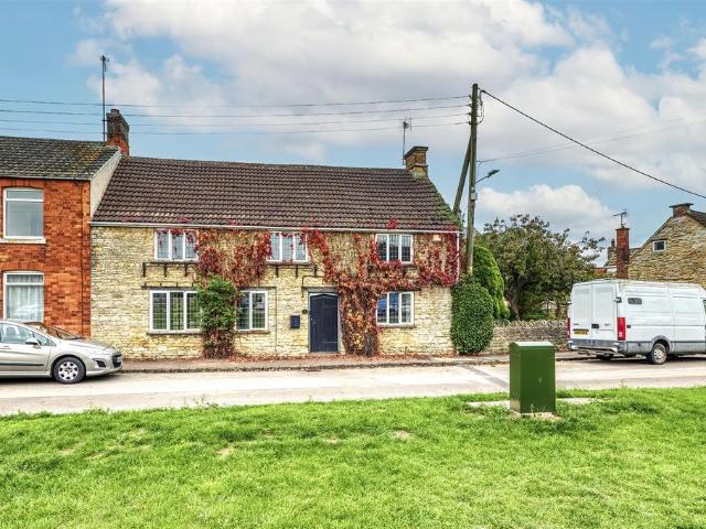 House for sale in Woodford, Isle Of Man