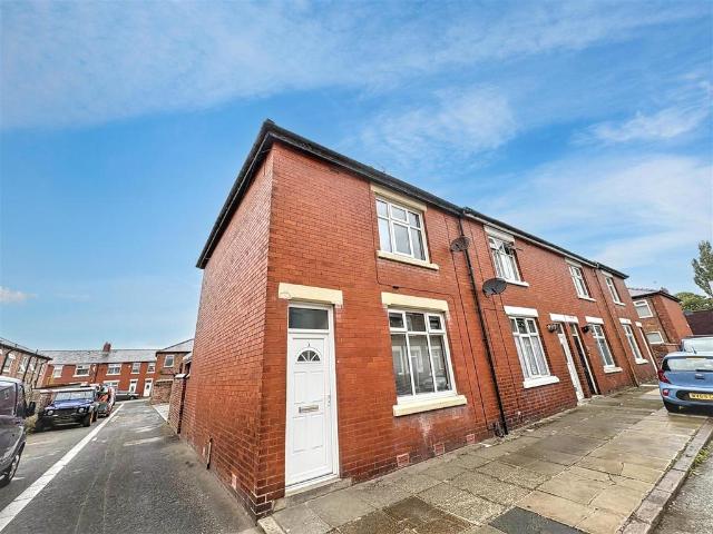 House for sale in Plungington, Higher Bartle