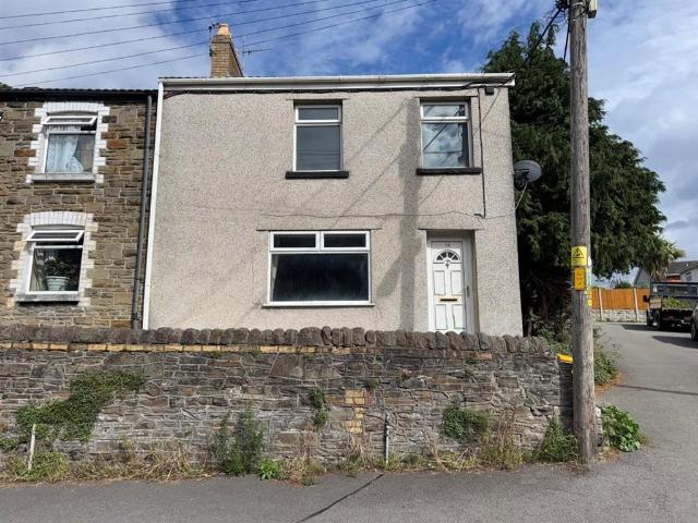 House for sale in Pont-y-waun, Cwmcarn