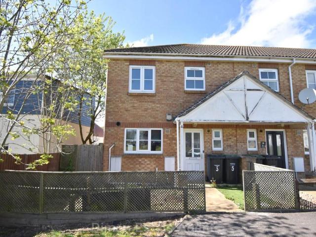 House for sale in Rowner, Middlecroft