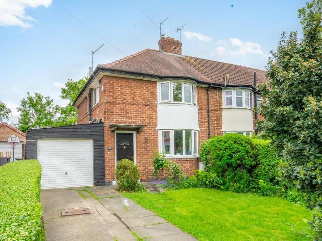 House for sale in Lowfield, York