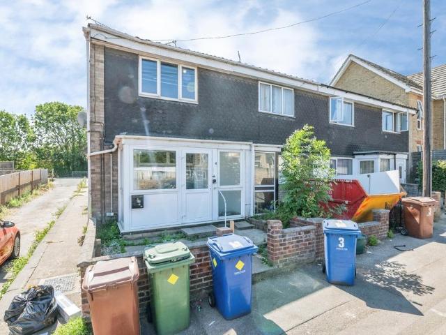 House for sale in Grays, Essex