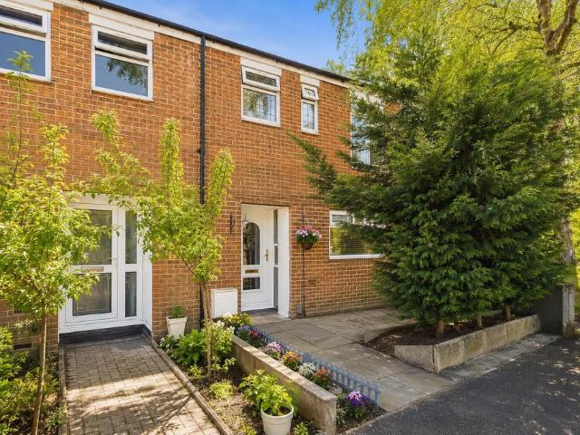 House for sale in Elstree and Borehamwood, Borehamwood