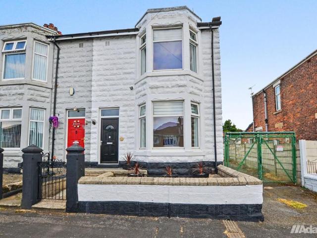 House for sale in Halton