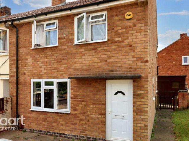 House for sale in Old Wharf, City Of Leicester