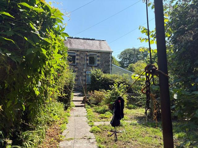 House for sale in Cwmamman, Glanaman