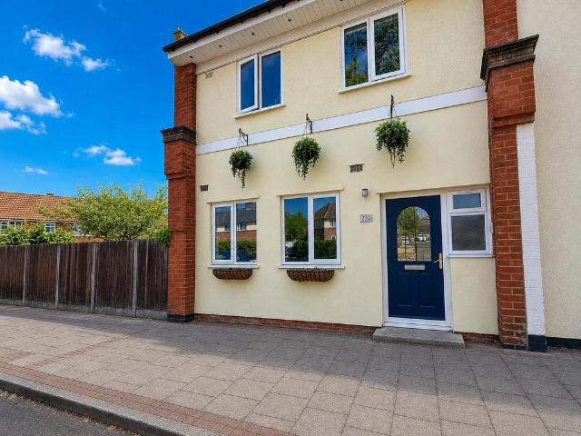 House for sale in Solihull Lodge, West Midlands