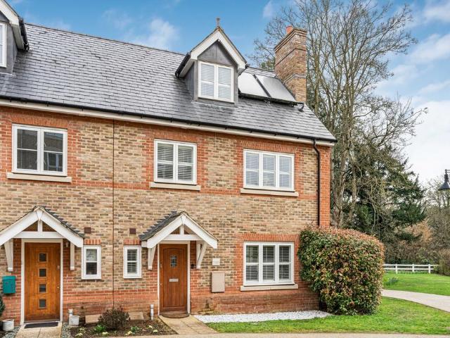 House for sale in Hall Park, Dacorum