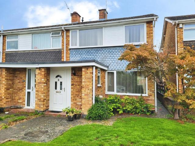 House for sale in Stanford On Avon, Leicestershire