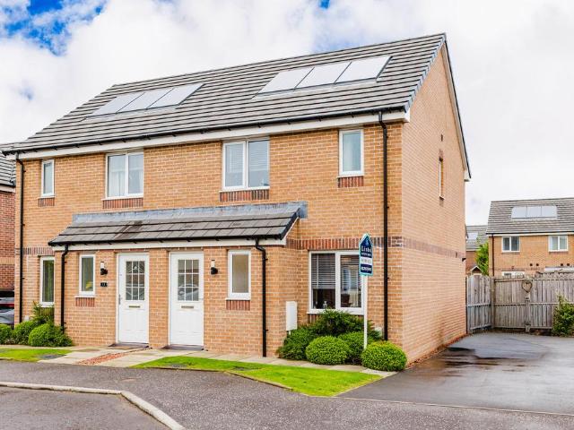 House for sale in Irvine, Scotland
