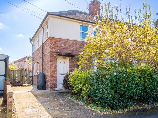 House for sale in High Field, York