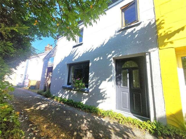 House for sale in Narberth, Wales