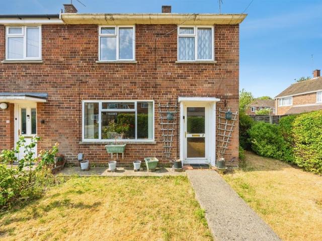 House for sale in Quarrendon, Aylesbury