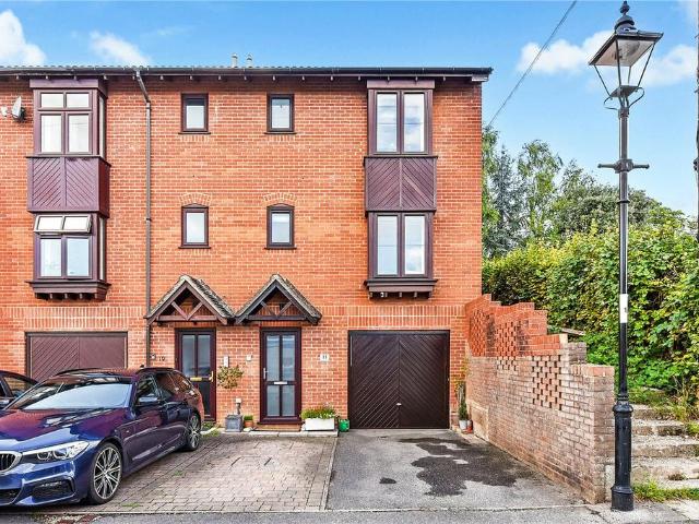 House for sale in Fulflood, Hampshire