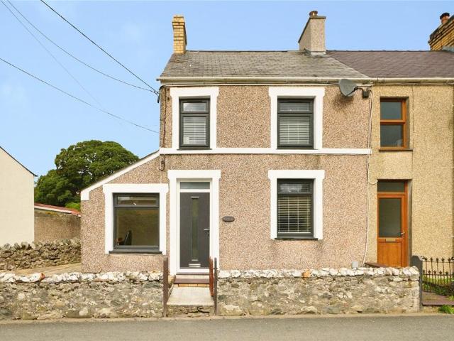 House for sale in Llanfaglan, Bontnewydd
