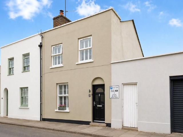 House for sale in Ewens Farm, Golden Valley