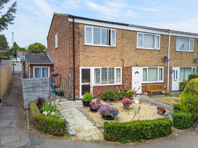 House for sale in Desborough