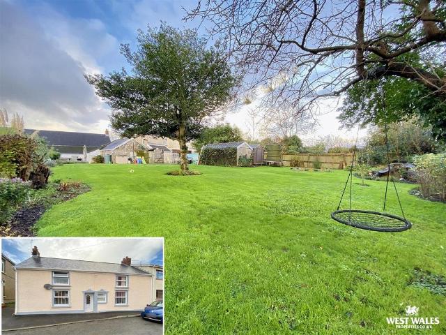 House for sale in Kidwelly, Wales