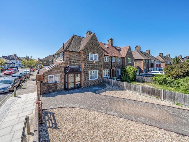 House for sale in New Eltham, Greater London