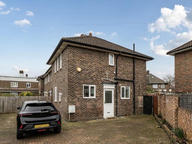 House for sale in London Borough of Lewisham, Greater London