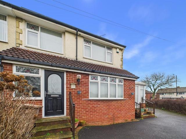 House for sale in Percy Main, North Shields