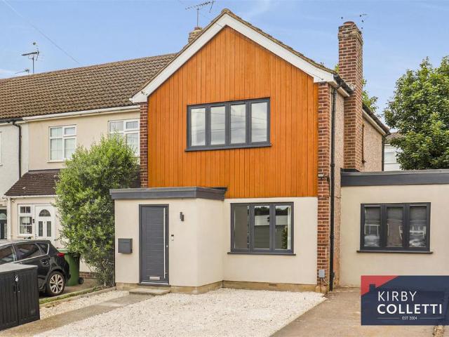 House for sale in Broxbourne, Hertfordshire