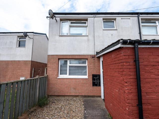 House for sale in Bransholme, Hull