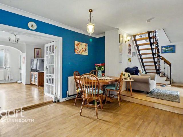 House for sale in Watlington, Brookville