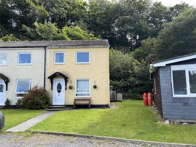 House for sale in Caeathro, Wales