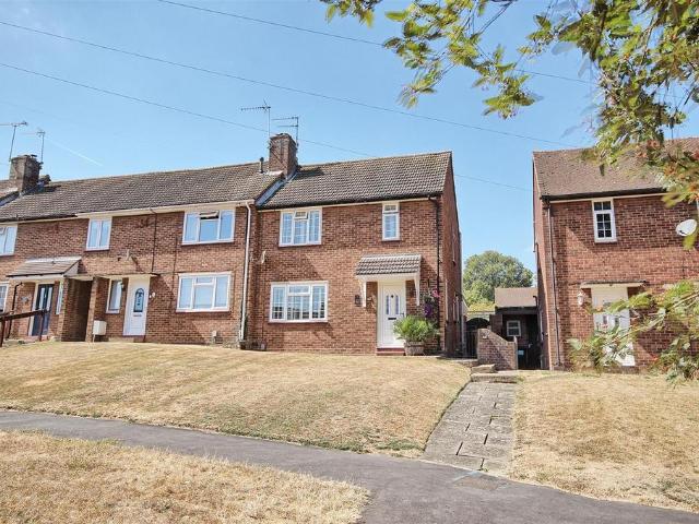 House for sale in Kings Hill, Colliers End