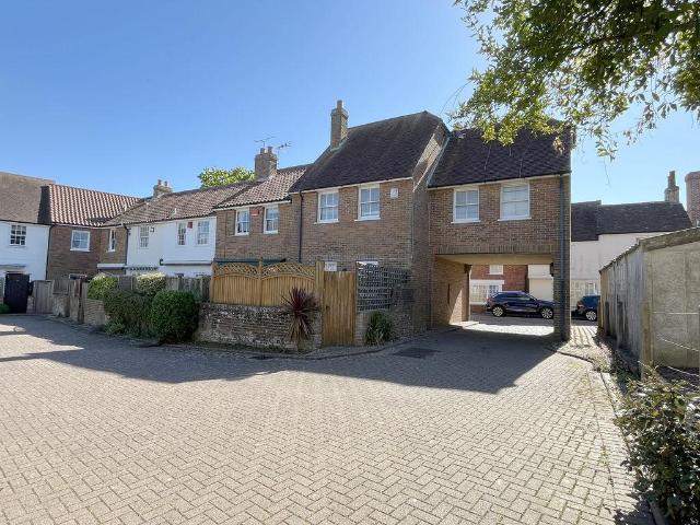 House for sale in Sandwich, Ash