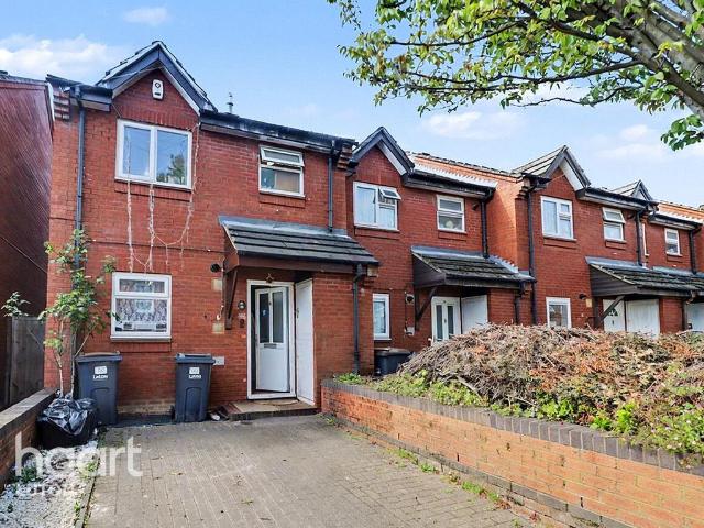 House for sale in Spring Park, Luton