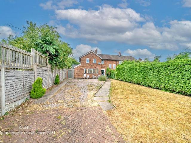 House for sale in Chadsmoor, Staffordshire