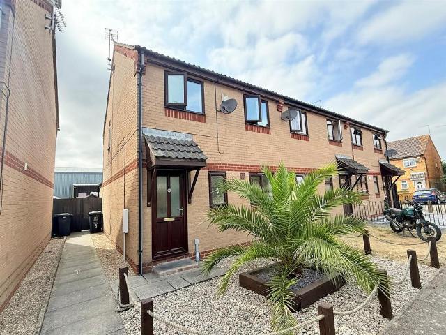 House for sale in Southtown, Stokesby