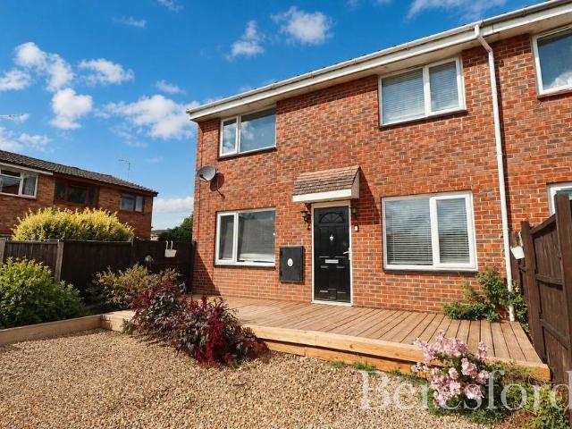 House for sale in Chipping Hill, Essex