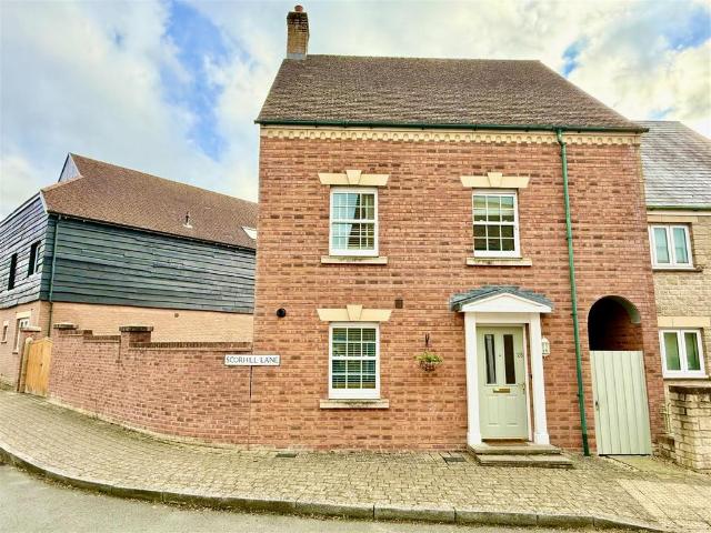 House for sale in East Wichel, Rodbourne
