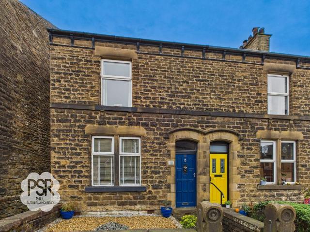 House for sale in Charlesworth, East Midlands