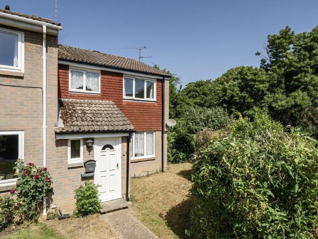 House for sale in Emmbrook, Wokingham