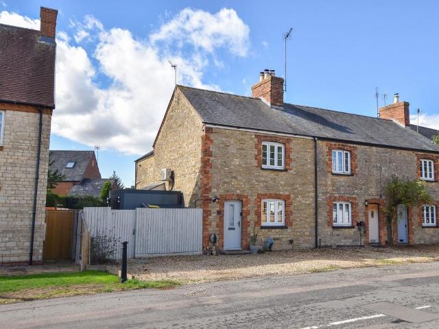 House for sale in Pury End, Paulerspury