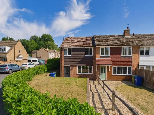 House for sale in Little Sandhurst