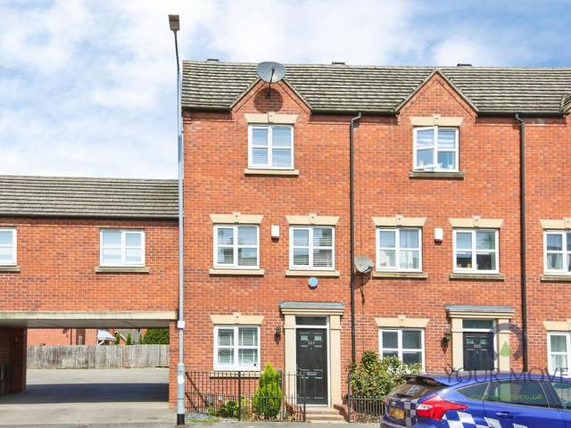House for sale in Horninglow and Eton, Beamhurst