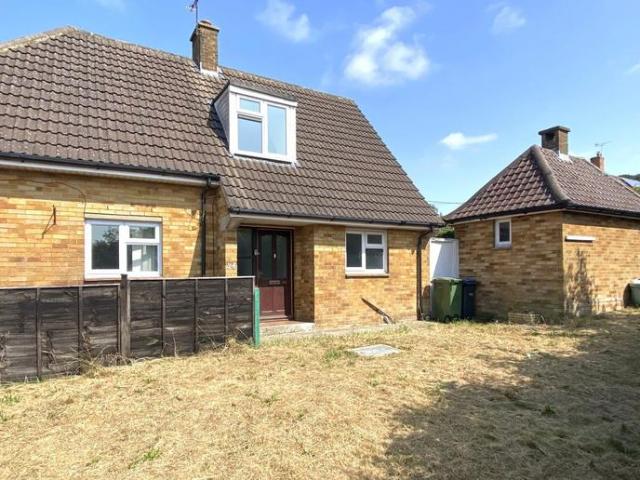 House for sale in Clyffe Pypard