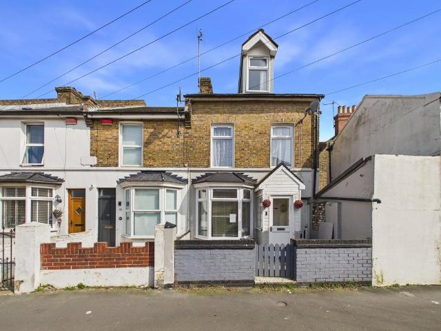 House for sale in West Cliff, Acol